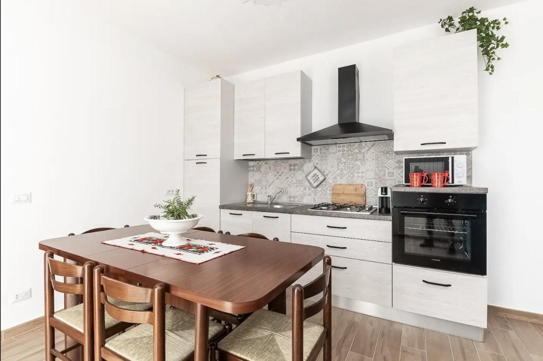 Oasi Di Pace Sarzana Villa Luni ภายนอก รูปภาพ